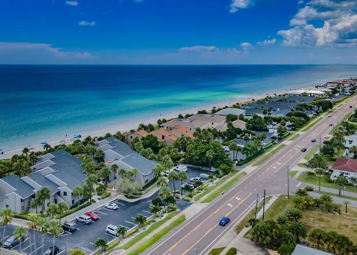 Beachfront Aldea 14
