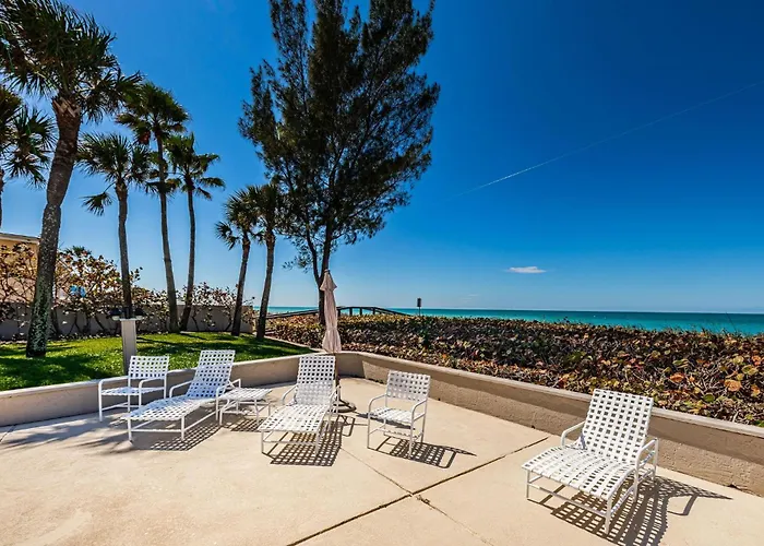Beachfront Aldea 14 *